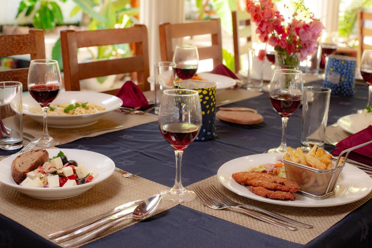 Little Pompeji Boutique Hotel - Adults Only จัมเบียนี ภายนอก รูปภาพ