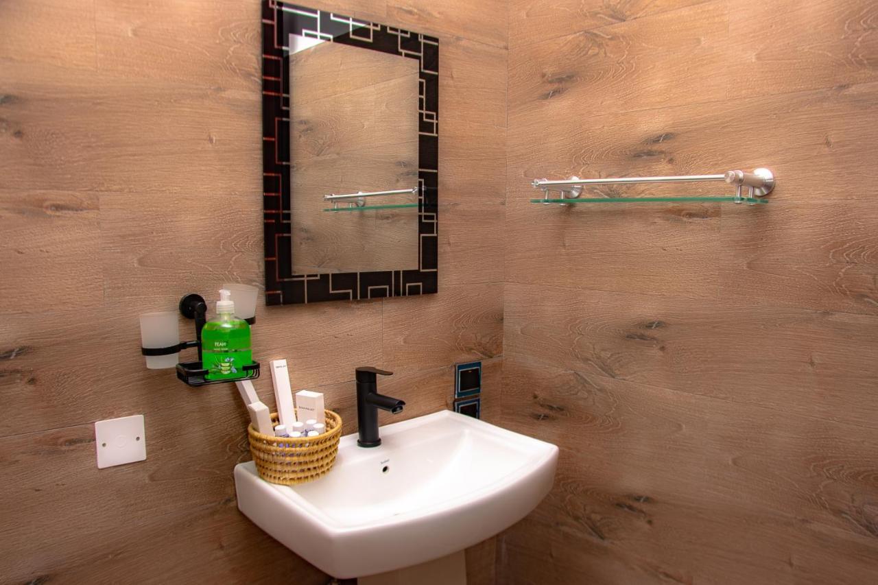 Little Pompeji Boutique Hotel - Adults Only จัมเบียนี ภายนอก รูปภาพ