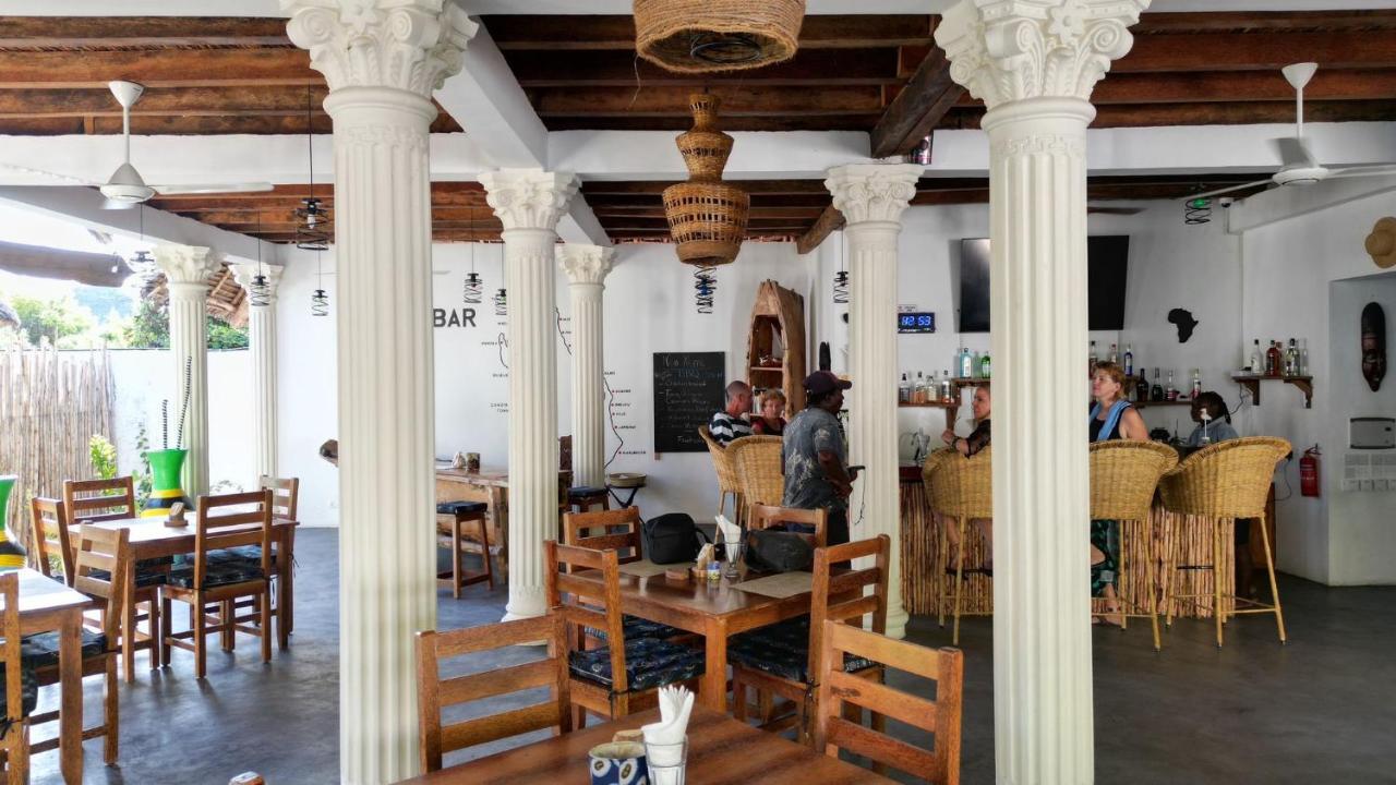 Little Pompeji Boutique Hotel - Adults Only จัมเบียนี ภายนอก รูปภาพ
