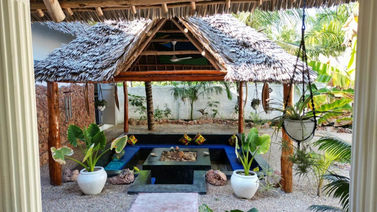 Little Pompeji Boutique Hotel - Adults Only จัมเบียนี ภายนอก รูปภาพ